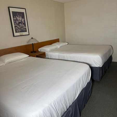 Sunrise Motel Consort Exterior foto